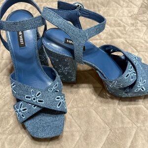 NWT Denim Platform Nine West Heals size 7.5